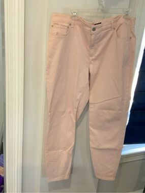 Women’s Light Pink Jeans jones New York nwot size 16W 38 waist sku 3315